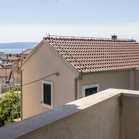 Апартаменти Split Central City Apartment