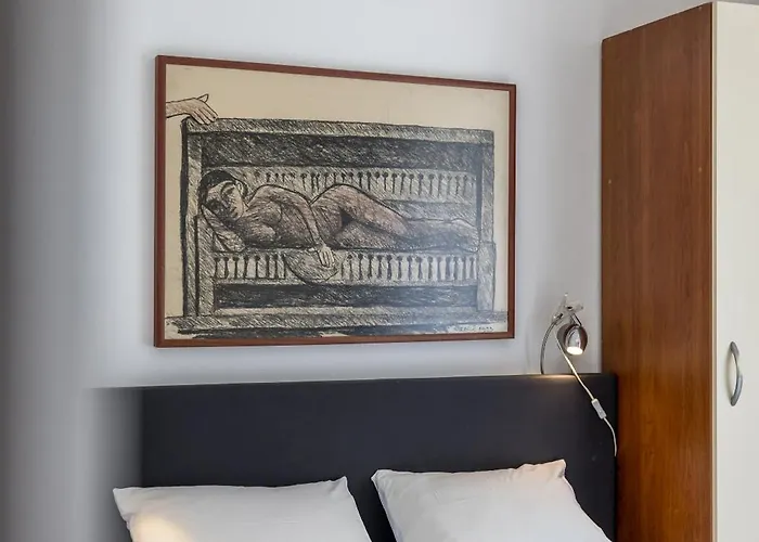 Apartment Split Central City Apartment *