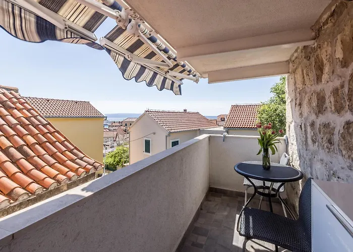 Split Central City Apartment Split