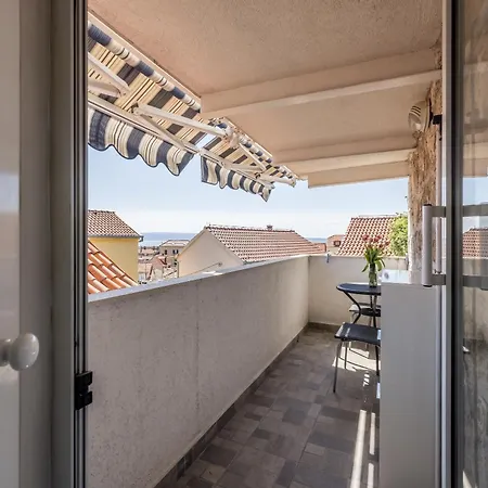 Split Central City Apartment سبليت