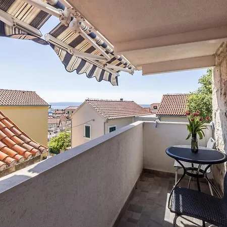 Split Central City Apartment سبليت